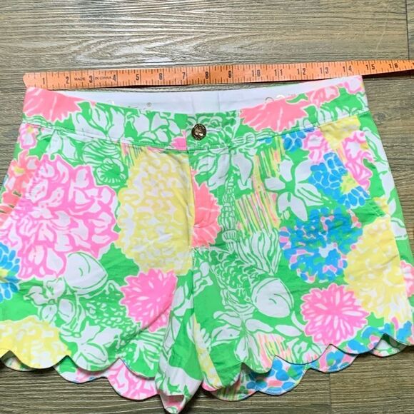 Lilly Pulitzer Pink Yellow Lime Buttercup Floral Scallop Hem 5” Short 00 XXS - Picture 4 of 6
